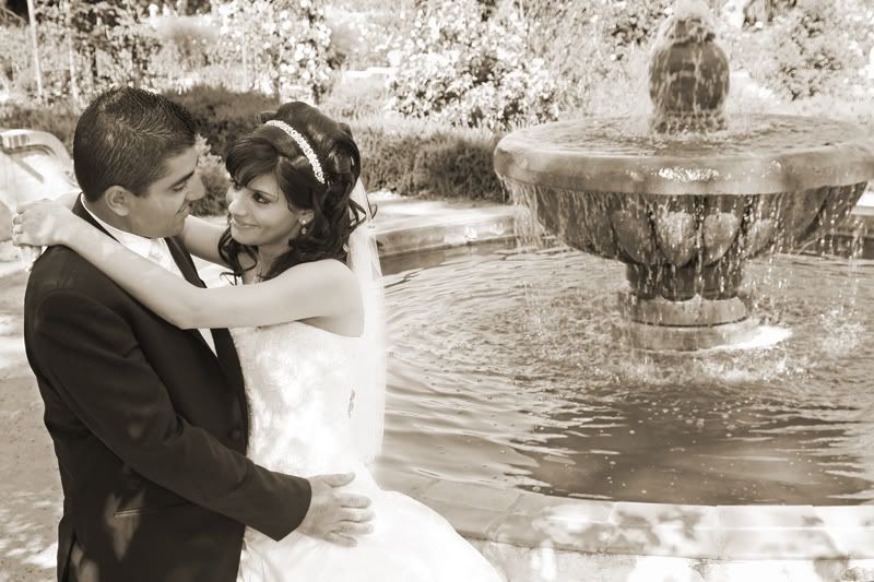 IMAGE: http://i153.photobucket.com/albums/s205/varuj/IMG_25852small2.jpg