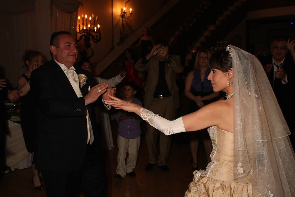 IMAGE: http://i153.photobucket.com/albums/s205/varuj/IMG_6679.jpg