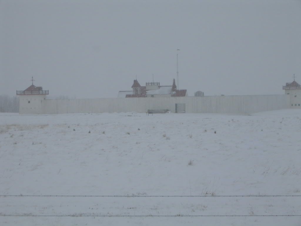 [Image: Oct2003199.jpg]