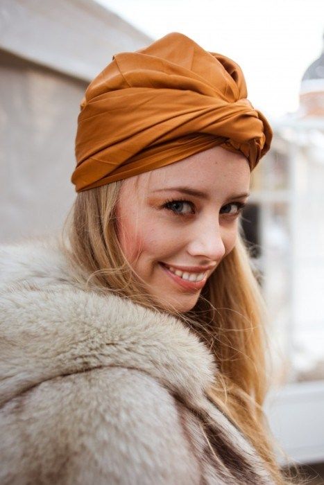 12 phong cách đẹp với turban trong mùa thu