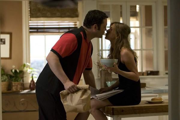  but supposedly Jennifer Aniston and Vince Vaughn are talking about 