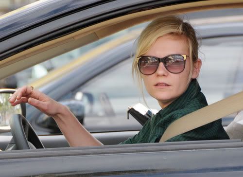 lucky town kirsten dunst. Kirsten Dunst has an obsessed