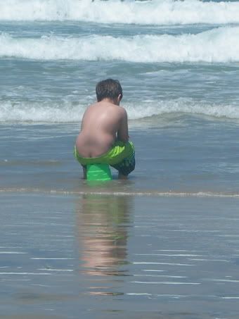 Butt Crack Boy Image | Butt Crack Boy Picture Code
