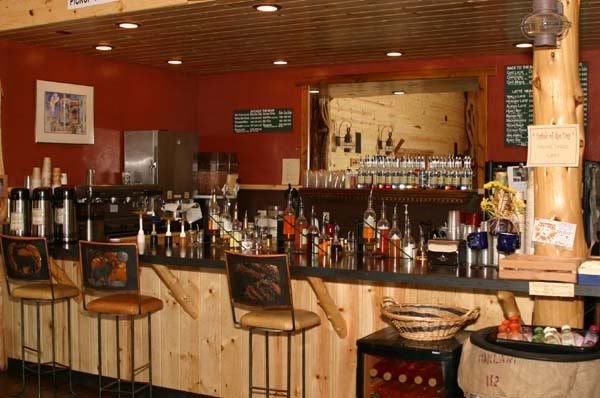 http://i153.photobucket.com/albums/s227/xnet0822/house-coffee-bar-1-large.jpg