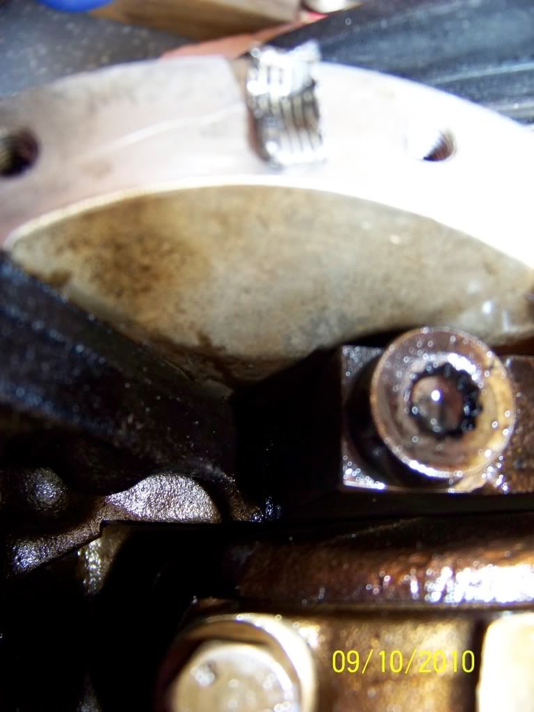 Broken valve retainer 2