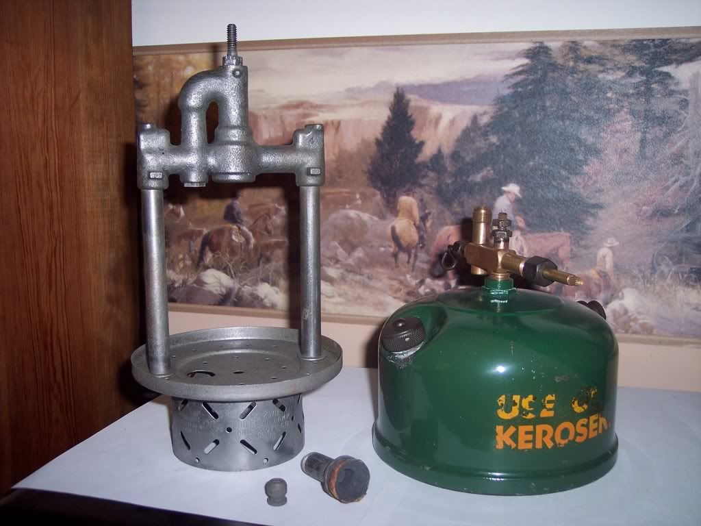 Best paint match color for green coleman lanterns? Coleman Collectors