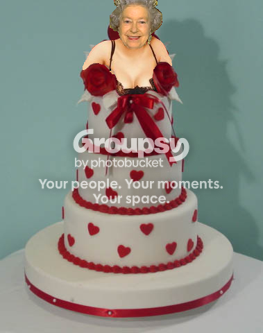 Queen In Cake